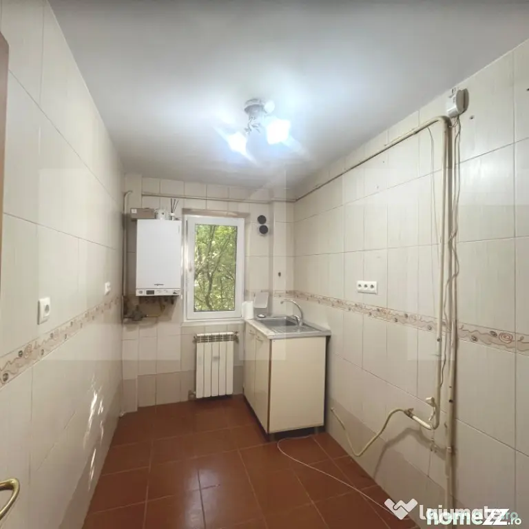 Apartament de 3 camere, 51 mp, Zona Primaverii - Botosani (Botosani)