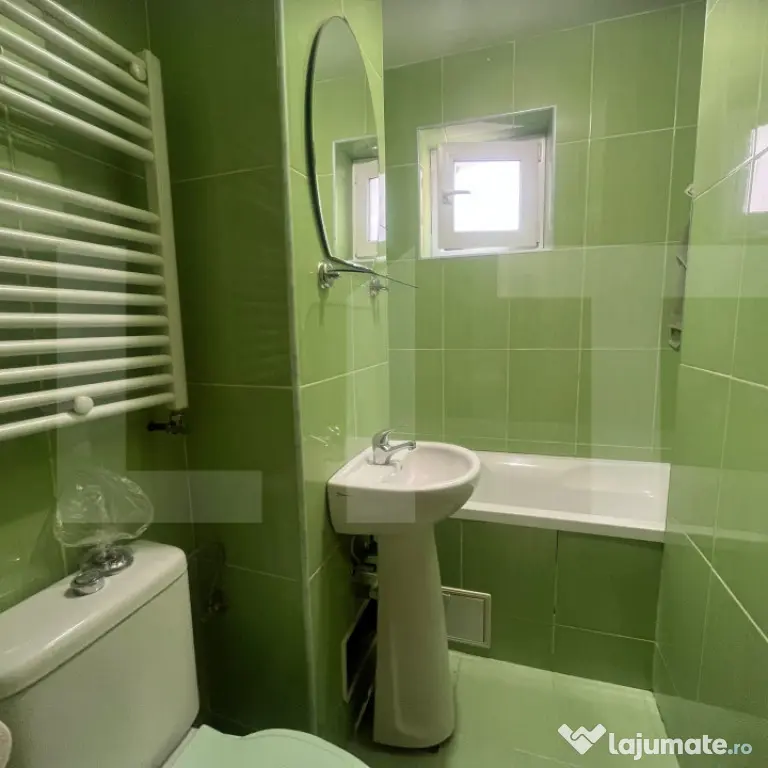 Apartament de 3 camere, 51 mp, Zona Primaverii