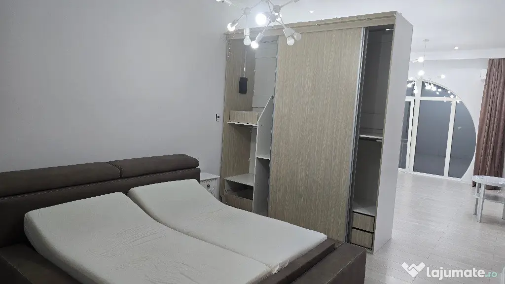 Inchiriez apartament 2 camere in Deva, zona ultracentrala, etaj 1,