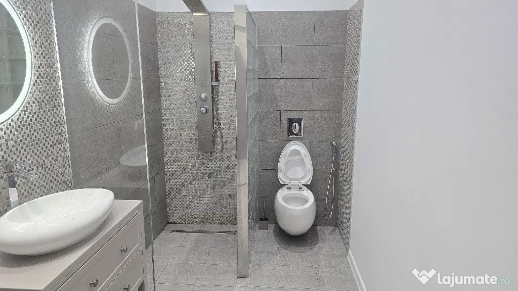 Inchiriez apartament 2 camere in Deva, zona ultracentrala, etaj 1,