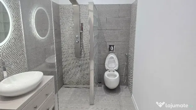 Inchiriez apartament 2 camere in Deva, zona ultracentrala, etaj 1,