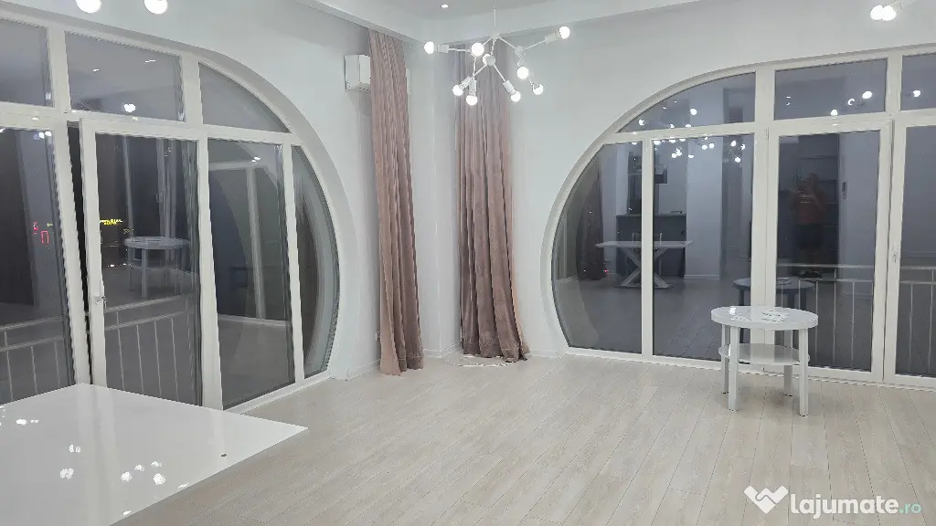 Inchiriez apartament 2 camere in Deva, zona ultracentrala, etaj 1,