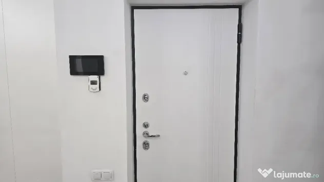 Inchiriez apartament 2 camere in Deva, zona ultracentrala, etaj 1,