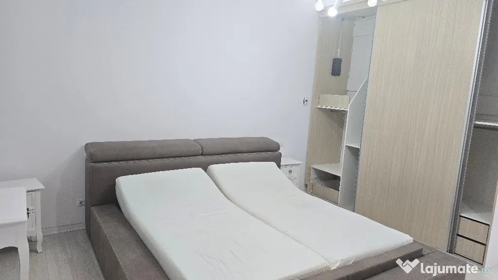 Inchiriez apartament 2 camere in Deva, zona ultracentrala, etaj 1,