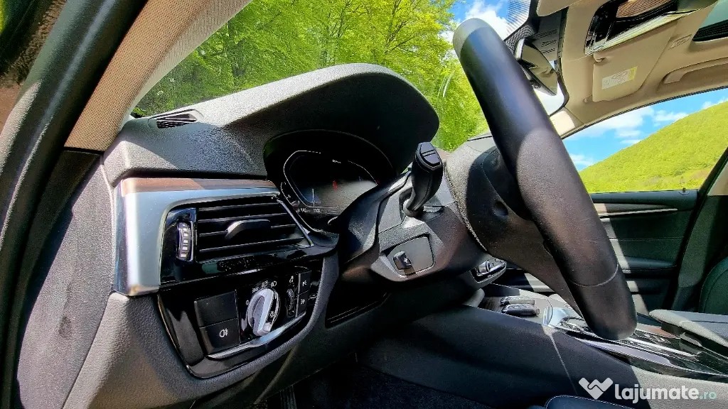 BMW 530e LCI Luxury Line (Facelift) – 2020 – 292 CP – 123.000 km