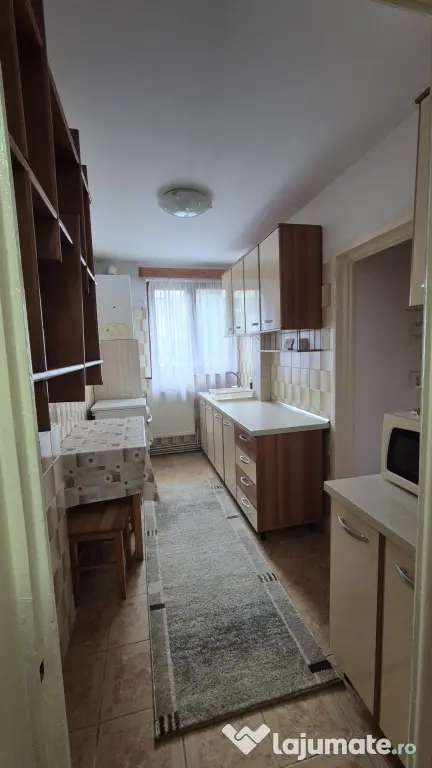 De închiriat apartament 2 camere Cornisa