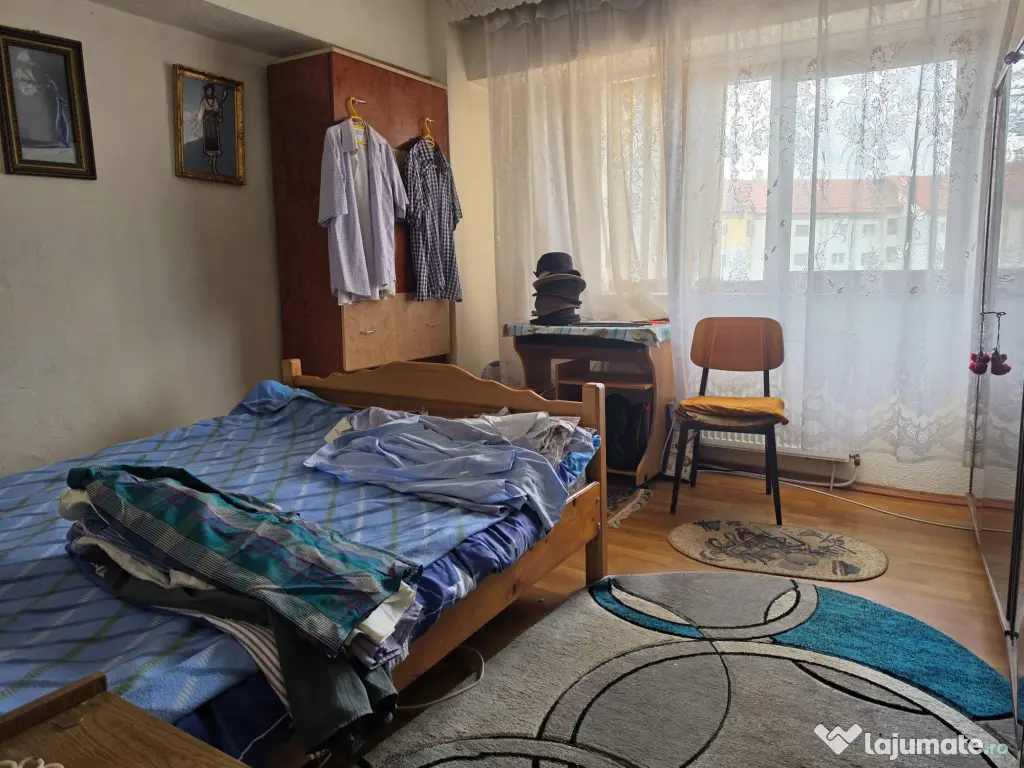 Apartament 3 camere
