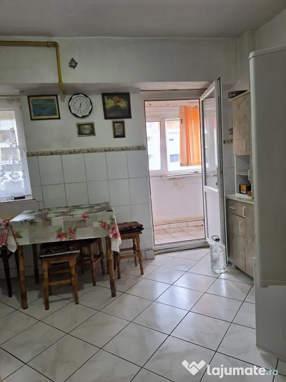 Apartament 3 camere