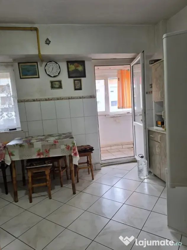 Apartament 3 camere