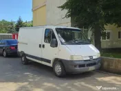 Transport marfa cu duba