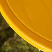 Outsunny Set de Exterior pentru Copii, 4 Piese cu 2 Scaune Pliabile, Umbrelă de Grădină și Masă Rotundă, Set din Oțel și Țesătură Oxford Galben
