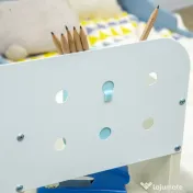 HOMCOM Set Birou și Scaun pentru Copii Reglabile, Inclinabilă la 60° cu Sertar, Rafturi și Suport, 3+ Ani, Albastru 