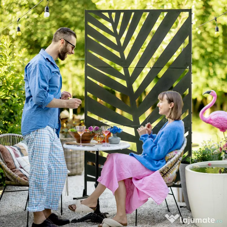 Outsunny Panou de Intimitate pentru Exterior din Metal, 122 x 198 cm, Separator Decorativ cu Suport și Șuruburi de Expansiune, Panou Autoportant pentru Grădină, Terasă, Piscină, Frunză de Bananier | Aosom Romania