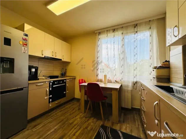 APARTAMENT 3 CAMERE | ETAJ INTERMEDIAR | ZONA ROGERIUS | BUL