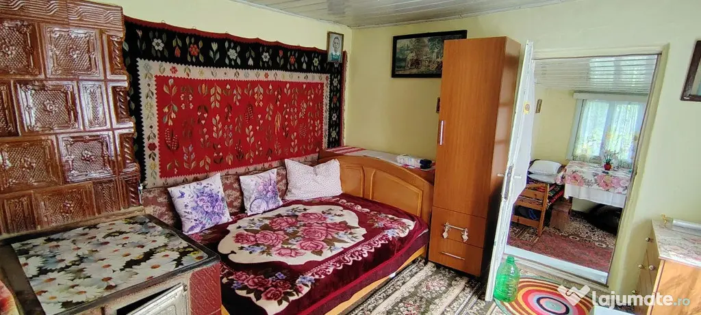 Casa locuibila in oras cu 1000mp teren