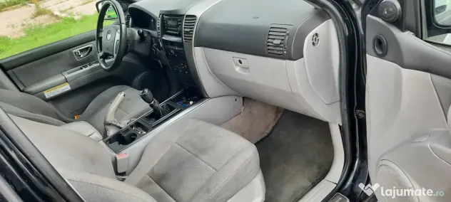 KIA Sorento, 2,5 CRDI, 4X4 La buton, Mic , Mare , Auto, Manual, An 2006,