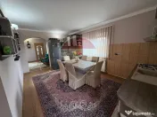 Casă gata de locuit cu teren 2700mp si garaj dublu in Ma... 