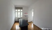Vilă de închiriat | Dacia — Str. Toamnei | 185 mp, curte 