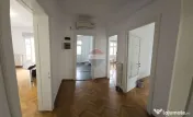 Vilă de închiriat | Dacia — Str. Toamnei | 185 mp, curte 