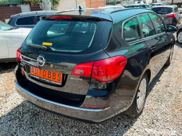 Opel Astra 1.6 CDTI DPF Edition