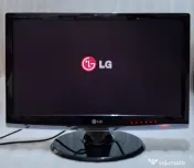 Monitor LCD 24 inch, LG Flatron W2453TQ-PF