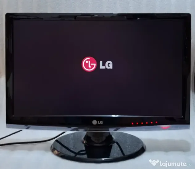Monitor LCD 24 inch, LG Flatron W2453TQ-PF