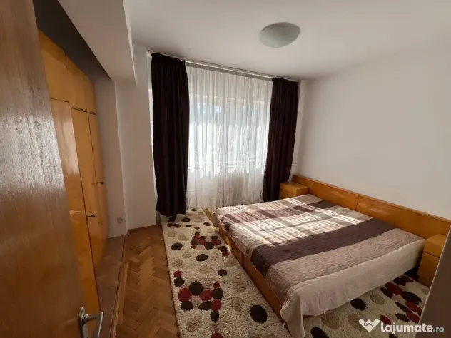 Proprietar închiriez apartament 2 camere ultracentral