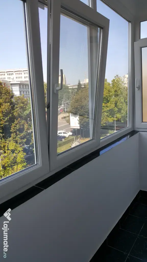 Proprietar închiriez apartament 2 camere ultracentral