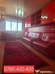 Primesc in Chirie Elevi Apartament 4 camere centru