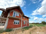 CASA CU ETAJ | TEREN 1439 MP | ZONA INAND | BIHOR