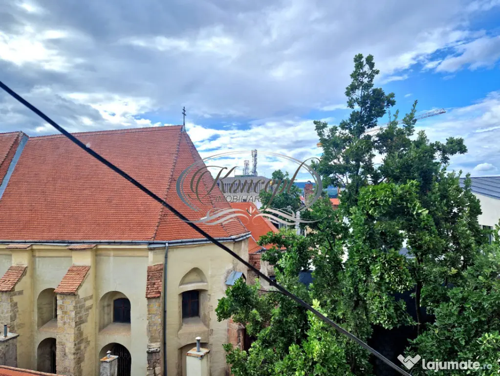 Apartament cu 3 camere in zona Ultracentrala - Cluj-Napoca (Cluj)