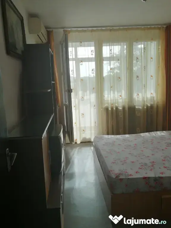 Vanzare apartament cu 3 camere + boxa in Drumul Taberei/Valea Argesului