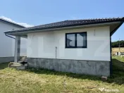 Vand casa singur in curte pe un nivel - Corunca - zona Penny 