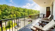 DE INCHIRIAT - 4 camere la marginea pădurii