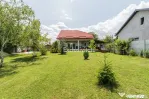 Casă de vânzare Tâncăbești cu grădină, aproape de lac