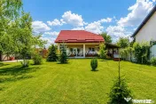 Casă de vânzare Tâncăbești cu grădină, aproape de lac
