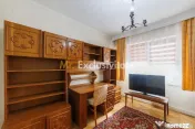 Apartament luminos cu 3 camere și balcon – Exercițiu 