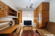 Apartament luminos cu 3 camere și balcon – Exercițiu 
