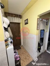 Apartament 3 camere, Etaj 1, Navodari 