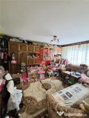 Apartament 3 camere, Etaj 1, Navodari 