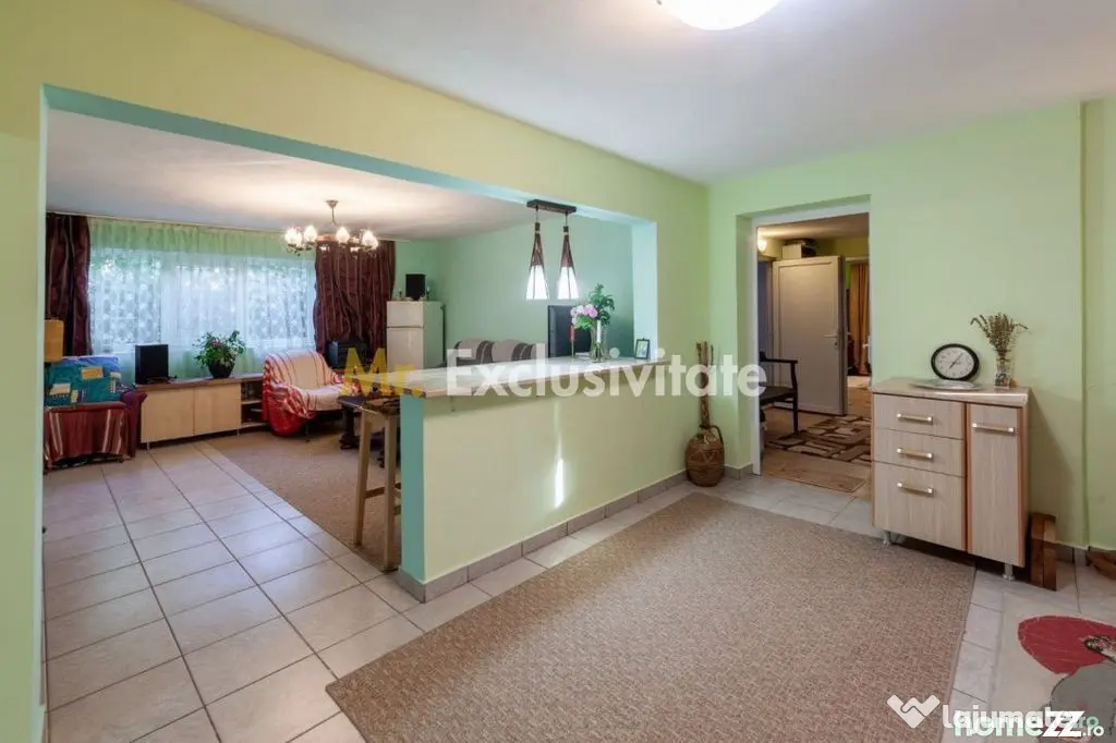 Casa vintage in Com. Uliești, Dambovița cu livadă gene...