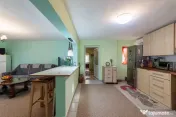 Casa vintage in Com. Uliești, Dambovița cu livadă gene... 