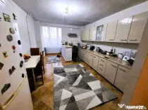 MIRCEA CEL BATRAN - 4 CAMERE - 2 BAI - ETAJ 3 - DECOMANDAT -