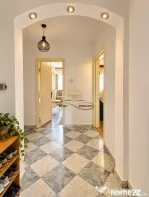 Apartament 3 camere decomandate, str.9 Mai