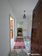 Apartament 3 camere decomandate, str.9 Mai 