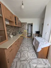 Apartament 3 camere decomandate, str.9 Mai 
