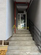 Metrou Leonida garsoniera gata de mutare 