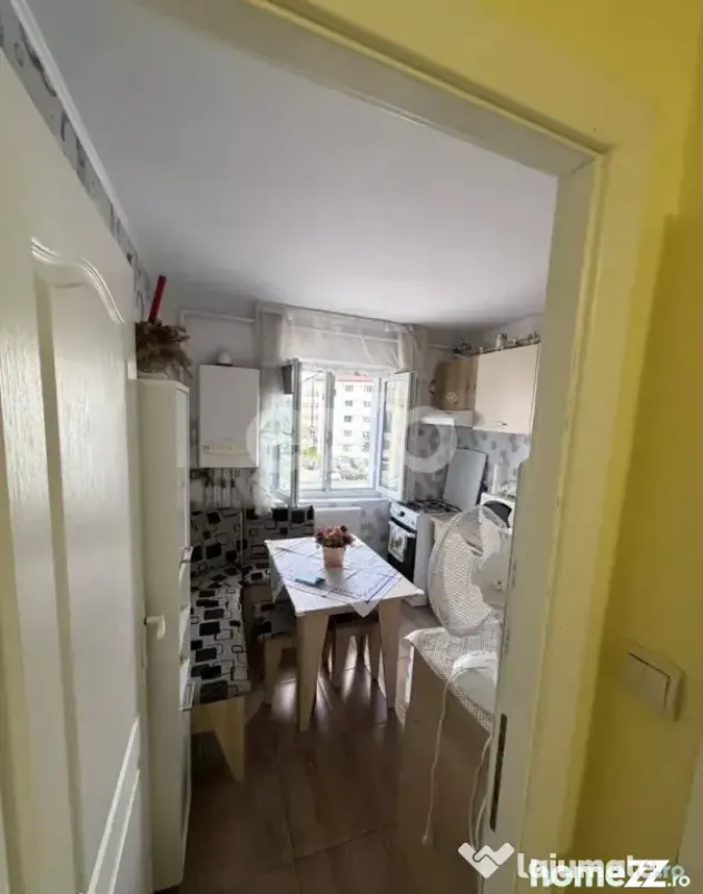 ???? Apartament 2 Cam Decomandat – Etaj 2/4, Zona Micro 6(