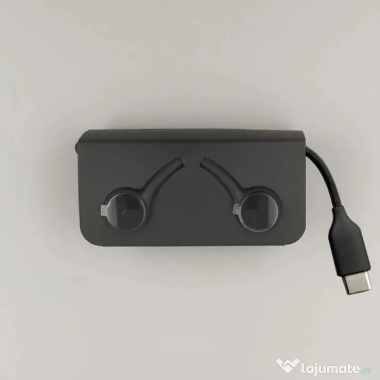 Casti Samsung cu fir conexiune prin USB type C