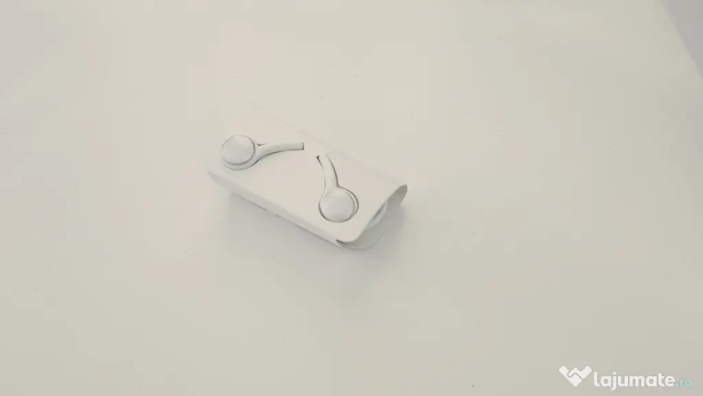 Casti Samsung cu fir conexiune prin USB type C